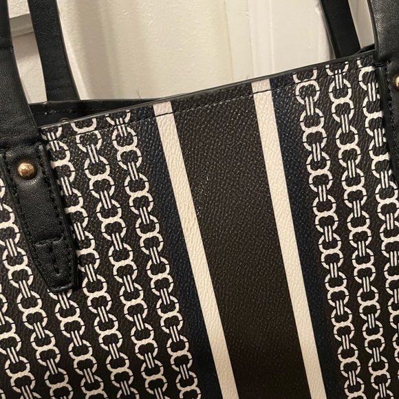 Tory Burch Gemini Tote Bag - Picture 8 of 10